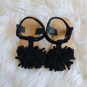 Old Navy Toddle Pom Pom Sandals